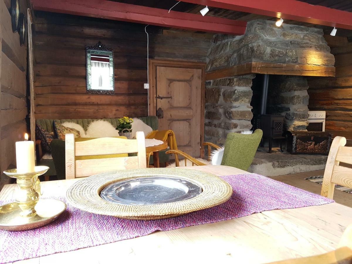 Haugtun Gardspensjonat Og Leiligheter Nordre Land Buitenkant foto